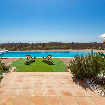 Corte Velada Guest House By Lovelystay Lagos Extérieur photo