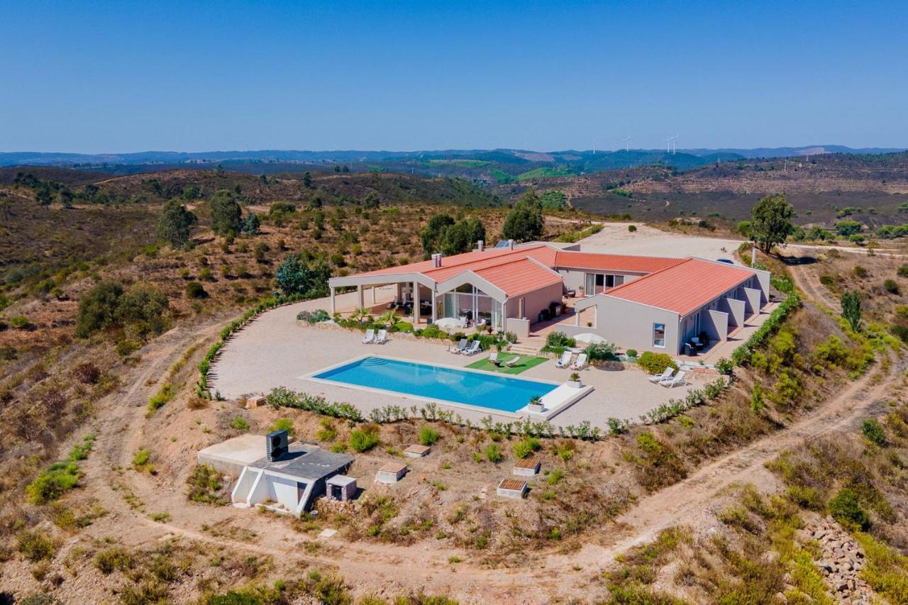 Corte Velada Guest House By Lovelystay Lagos Extérieur photo