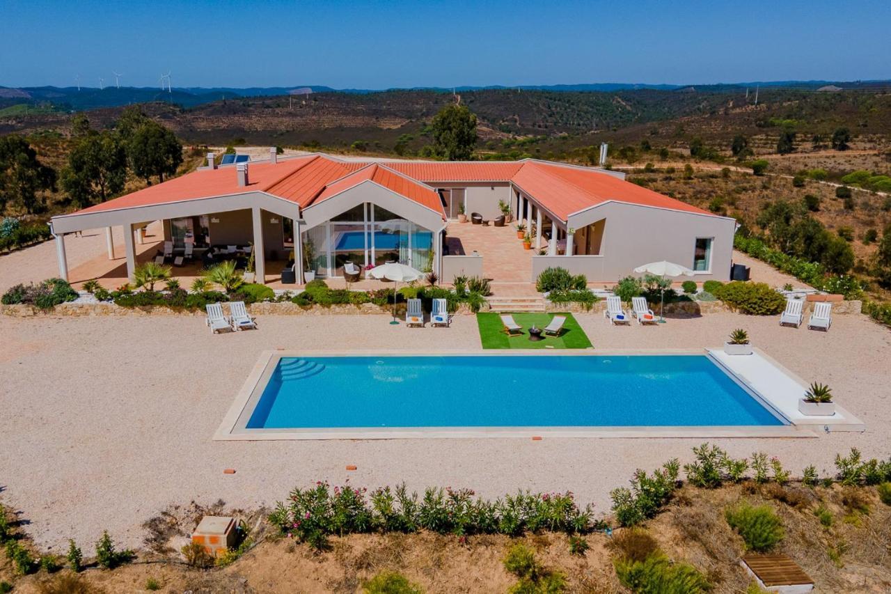 Corte Velada Guest House By Lovelystay Lagos Extérieur photo