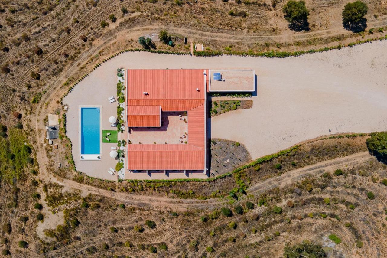 Corte Velada Guest House By Lovelystay Lagos Extérieur photo
