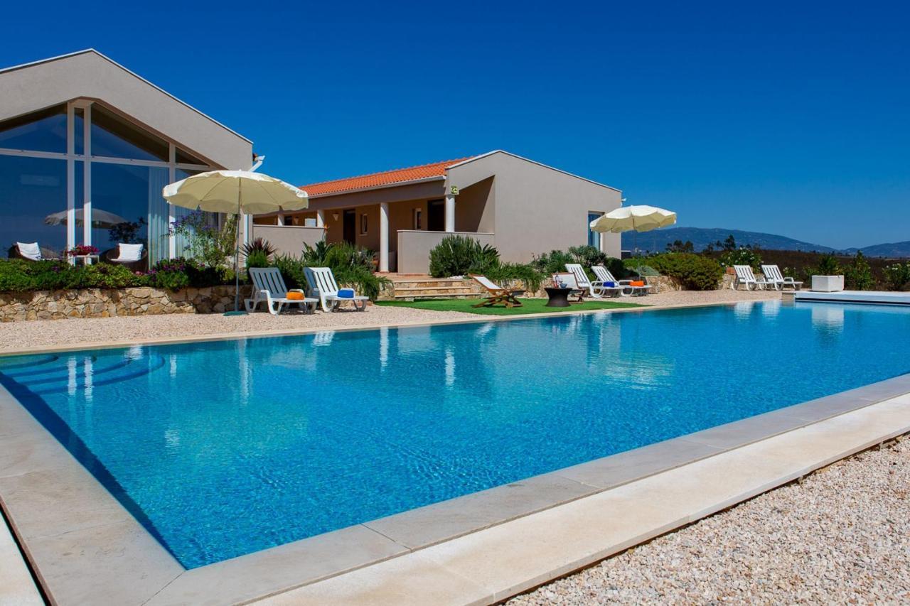 Corte Velada Guest House By Lovelystay Lagos Extérieur photo