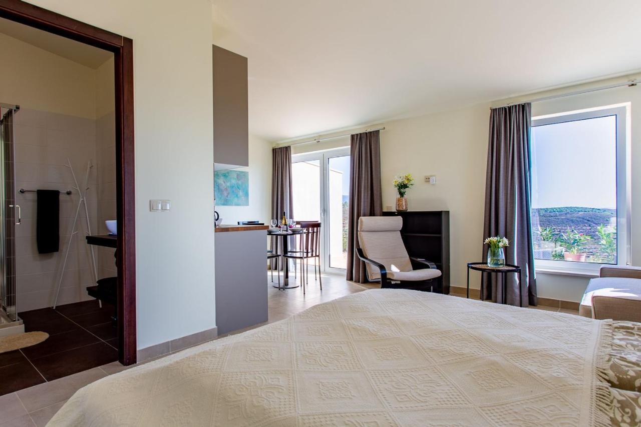 Corte Velada Guest House By Lovelystay Lagos Extérieur photo